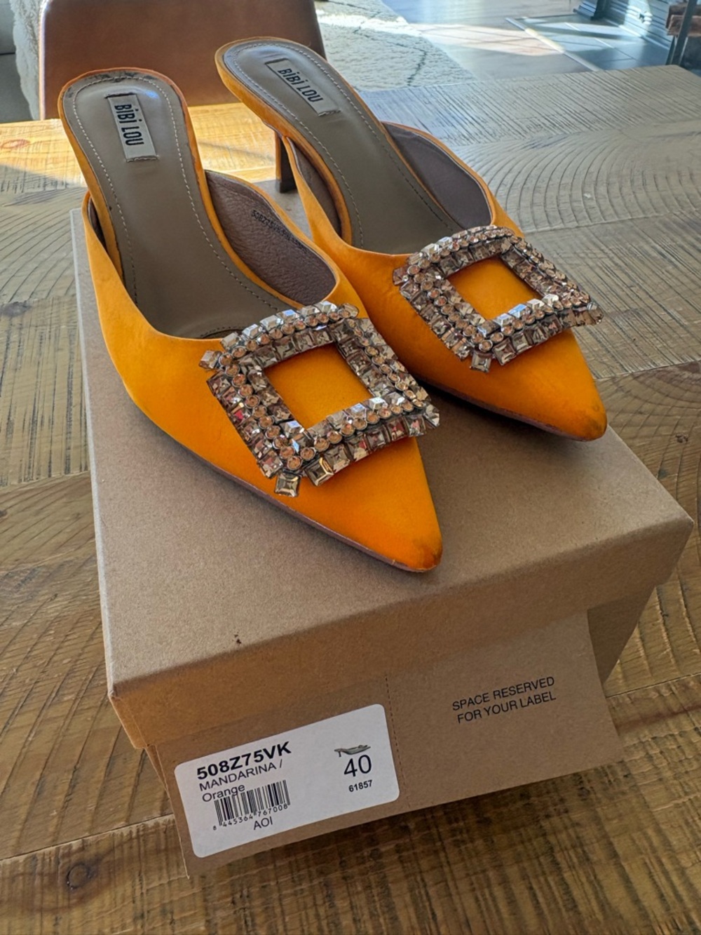 Bibi Lou Mandarina Pointed Crystal-Embellished Mule in Orange
